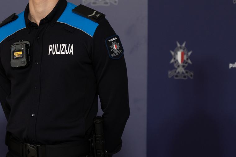 Three arrested over €17,000 entertainment venue jewellery thefts