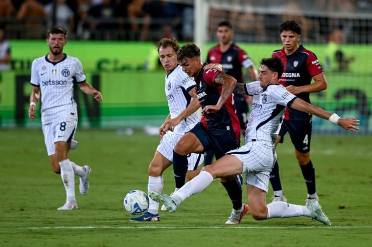 Inter make it two wins from two, Napoli beaten at home by Como